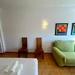 Centro Estudio Con Balcon Appartement